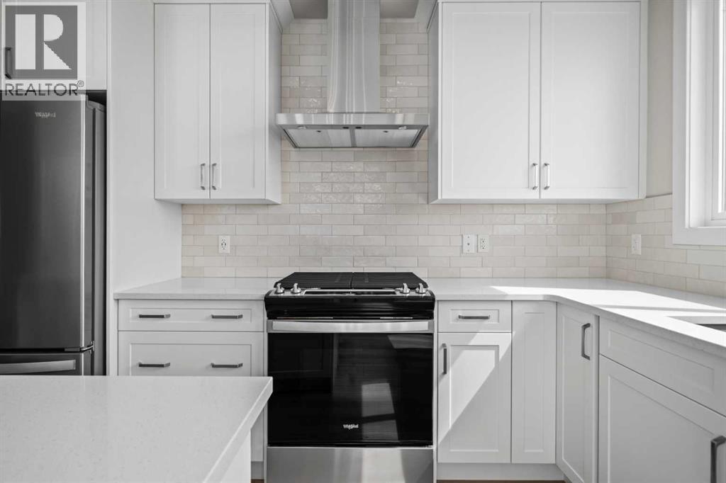 Photo 12 of 307 Belvedere Drive Se, Calgary AB