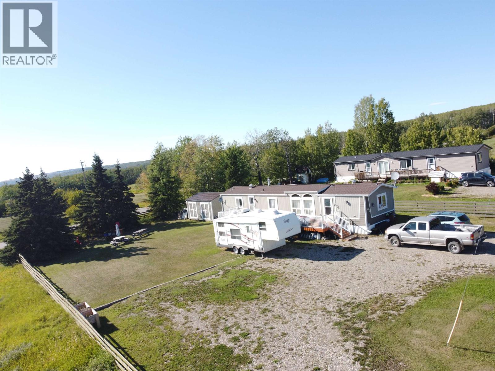 Photo 4 of 8805 Pine Road, Fort St John BC