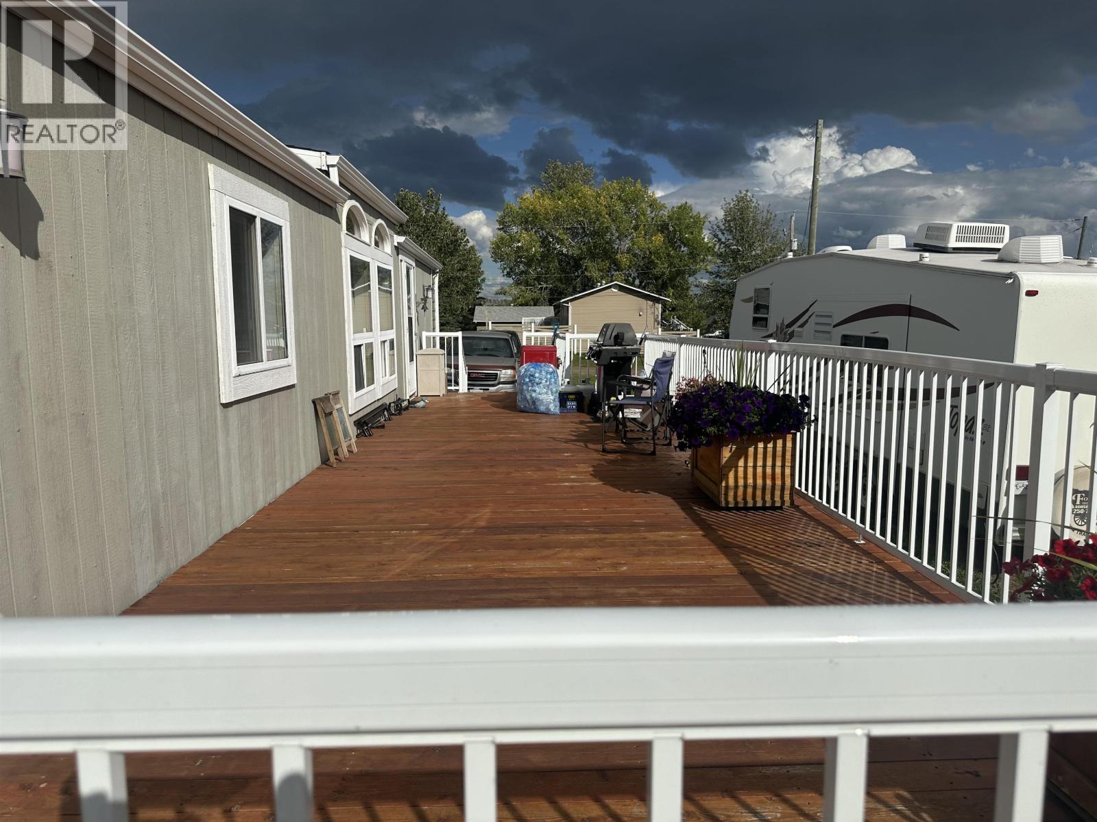 Photo 8 of 8805 Pine Road, Fort St John BC