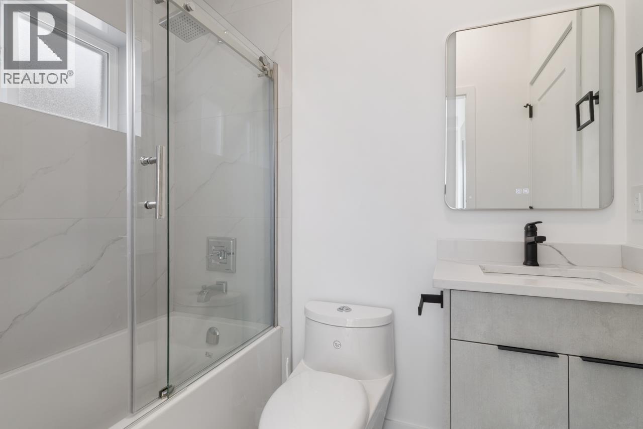 Photo 19 of 1 2022 E 4th Avenue, Vancouver BC