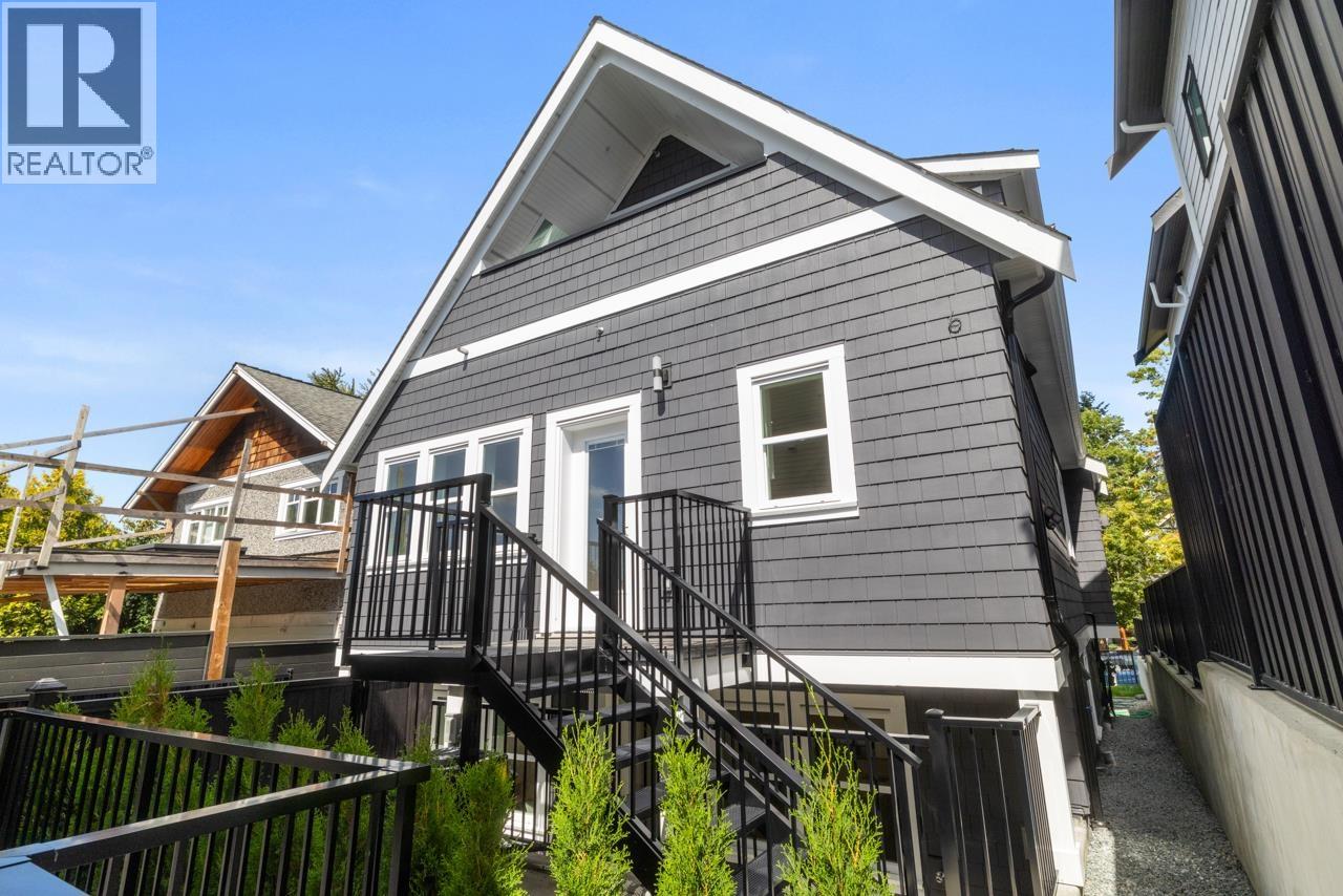 Photo 16 of 1 2022 E 4th Avenue, Vancouver BC