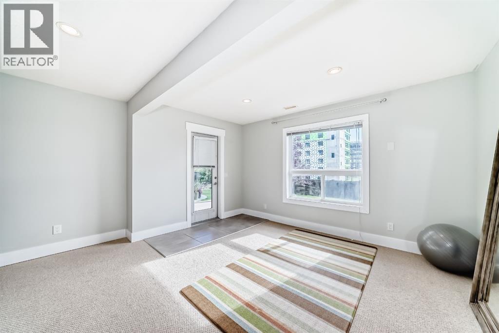 Single Family House for Sale in  St Moritz Terrace SW Springbank Hill Calgary 