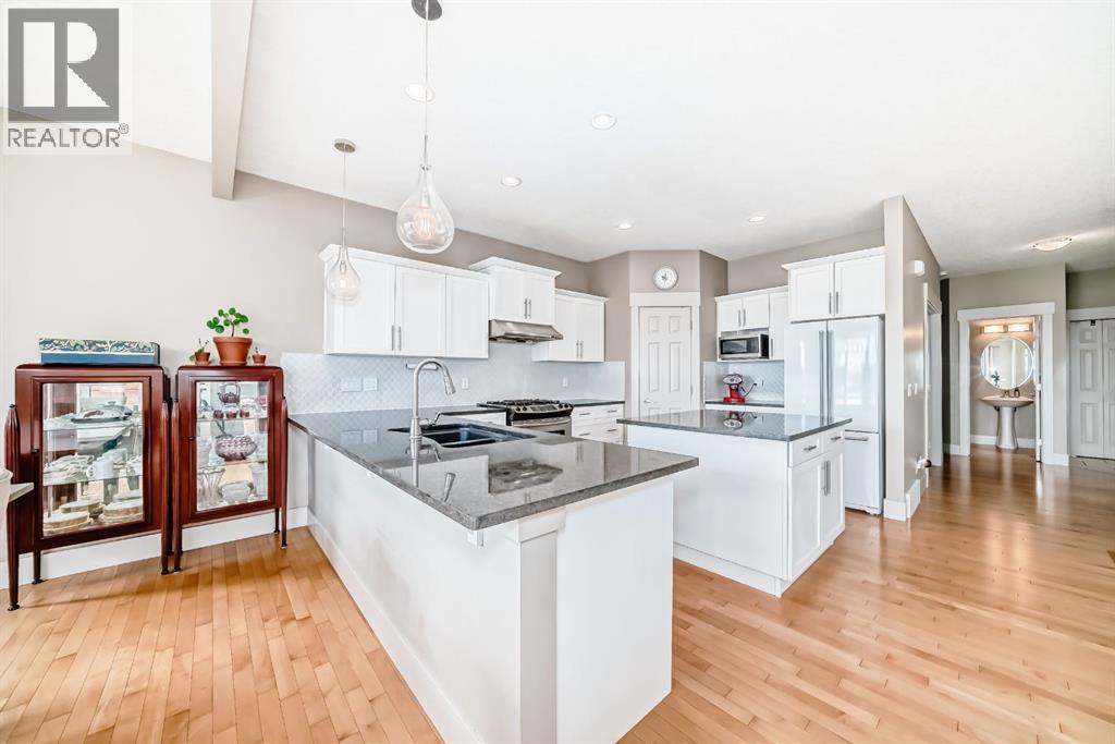 Single Family House for Sale in  St Moritz Terrace SW Springbank Hill Calgary 