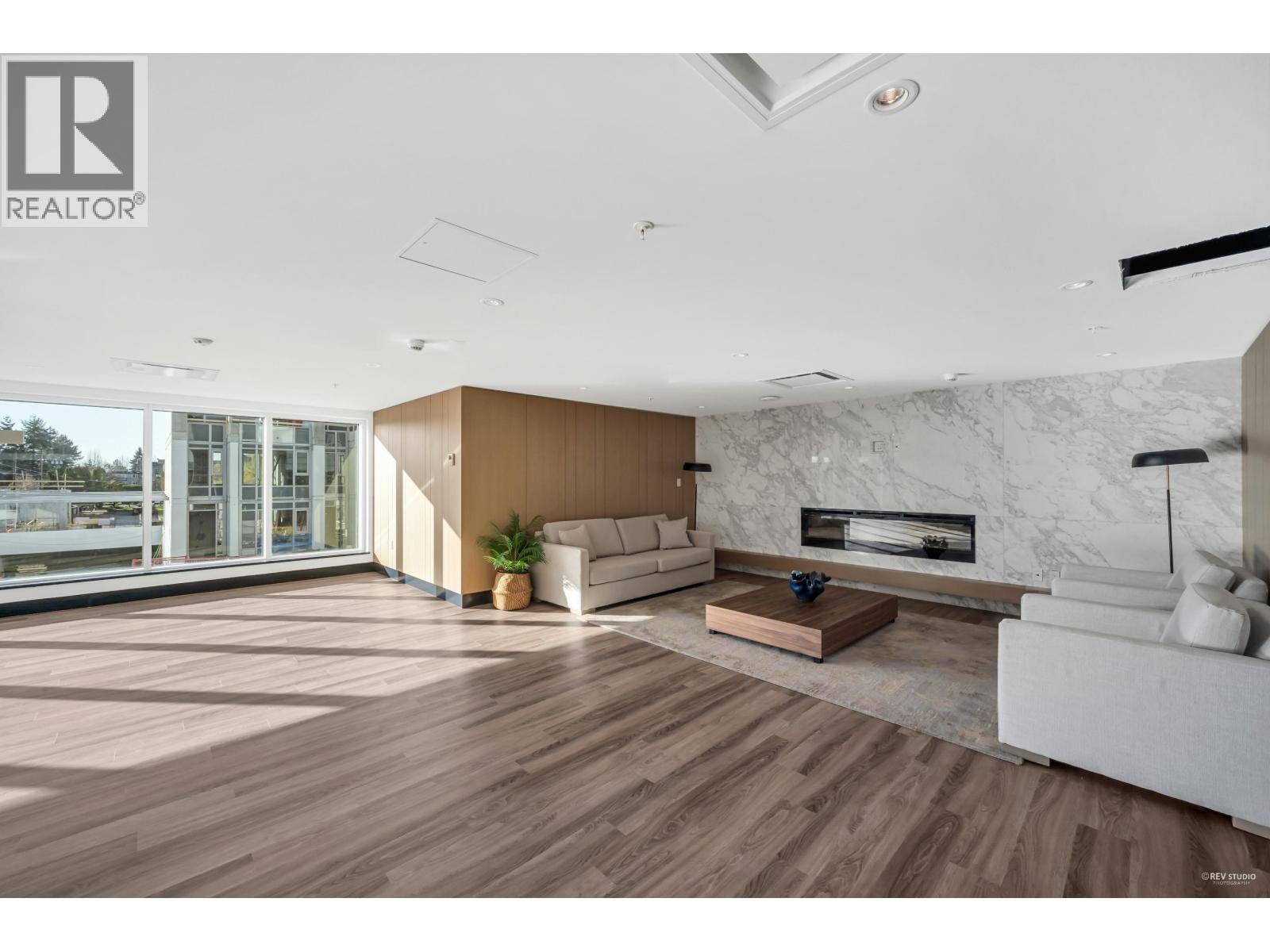 Photo 11 of 508 6398 Silver Avenue, Burnaby BC
