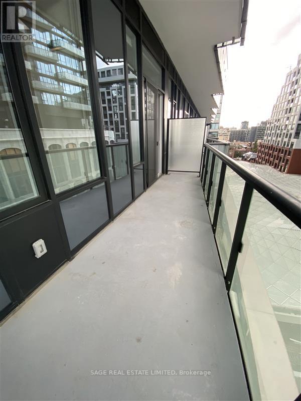 Photo 10 of 712 480 Front Street W, Toronto ON