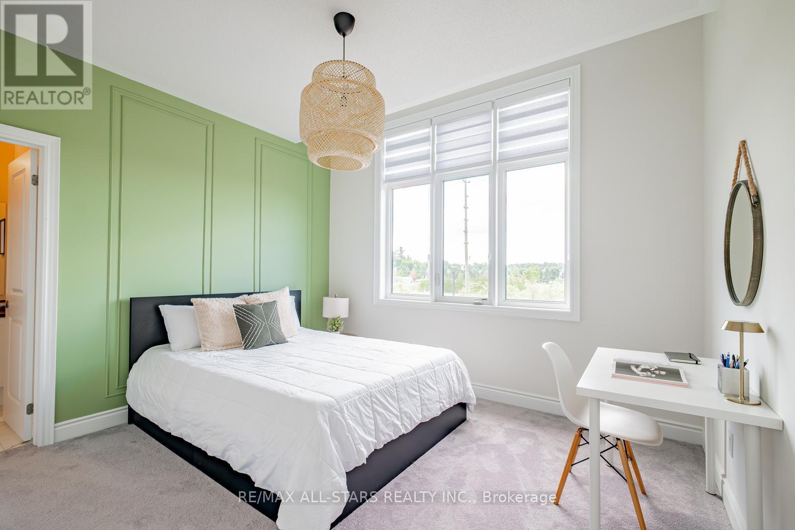 Photo 37 of 7 Ballanview Court, Whitchurchstouffville ON