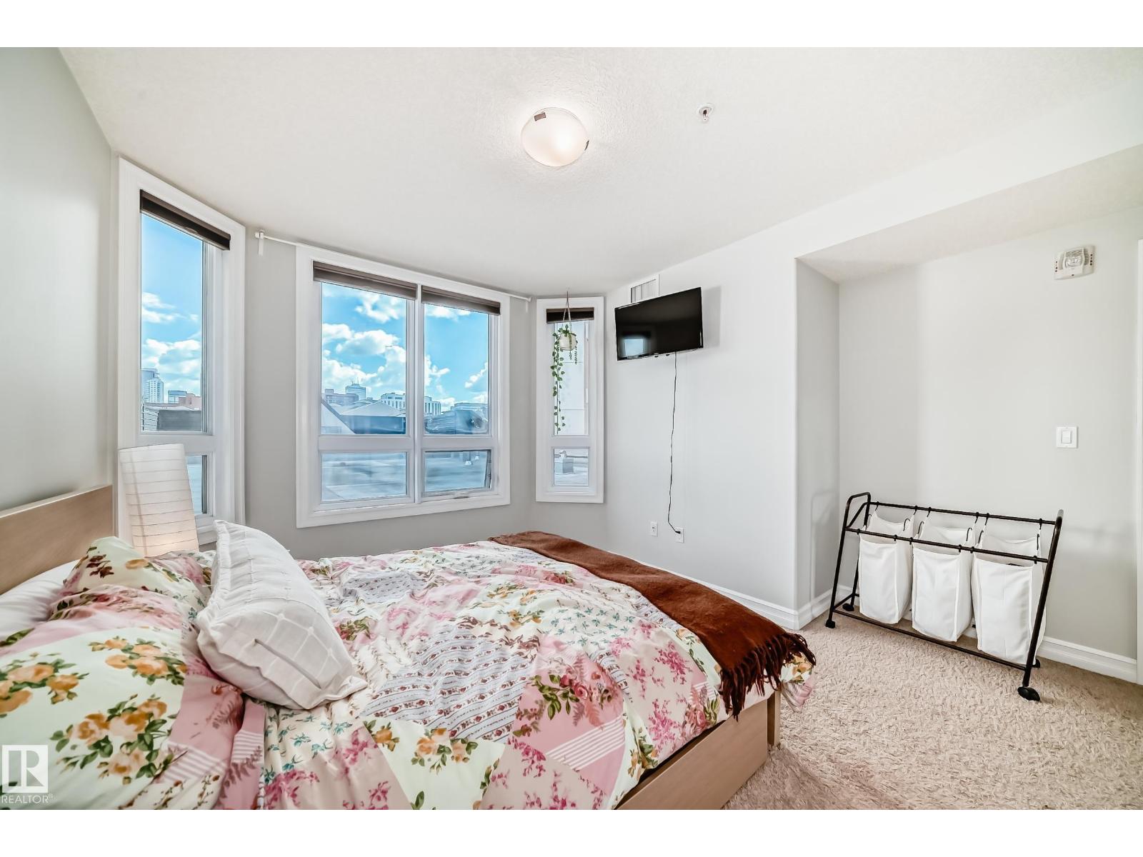Photo 19 of 225 10142 111 St Nw, Edmonton AB