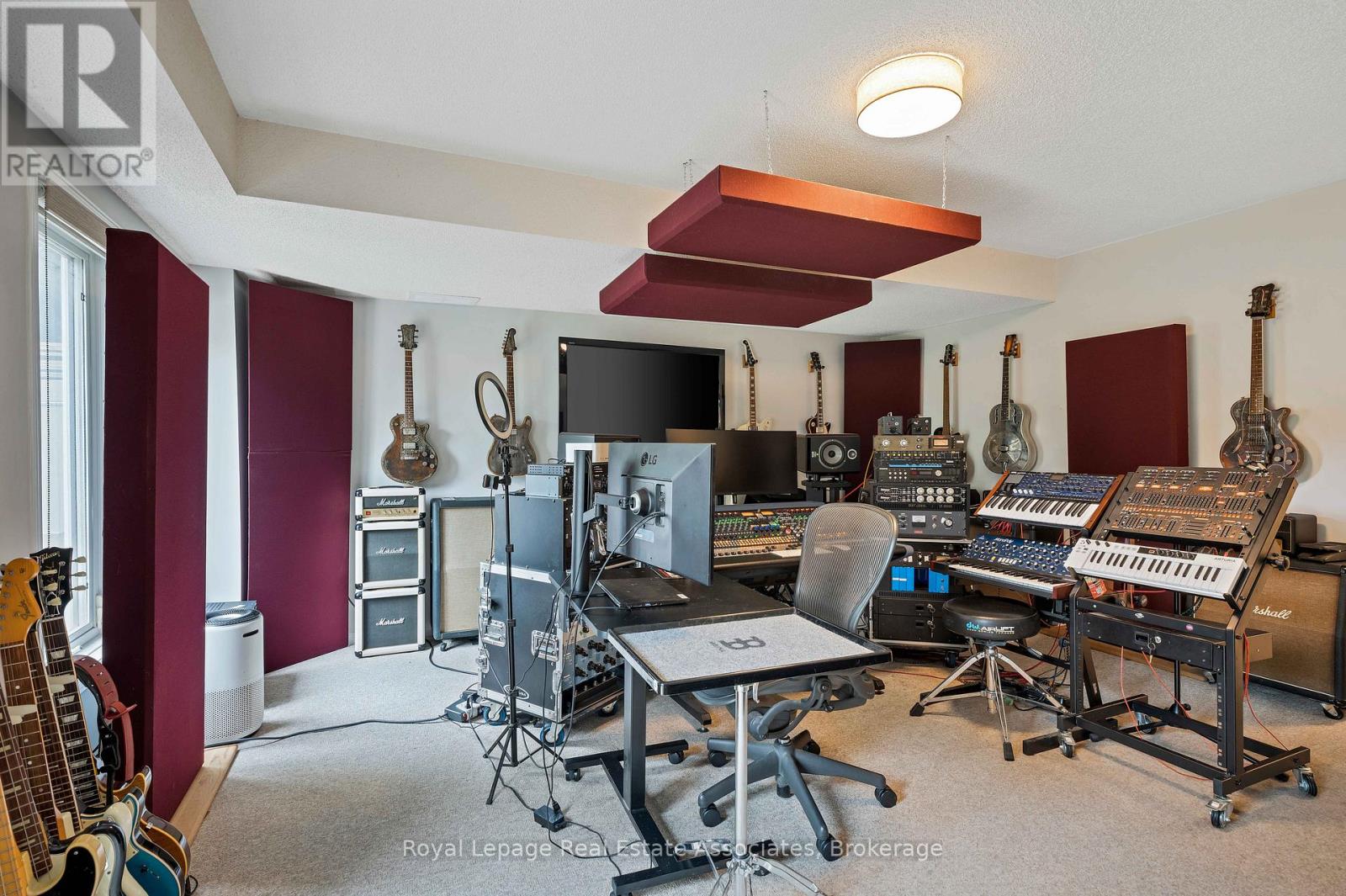 Photo 35 of 32 1130 Cawthra Road, Mississauga ON
