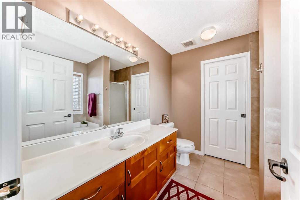 Photo 21 of 148 Saddlecrest Gardens Ne, Calgary AB
