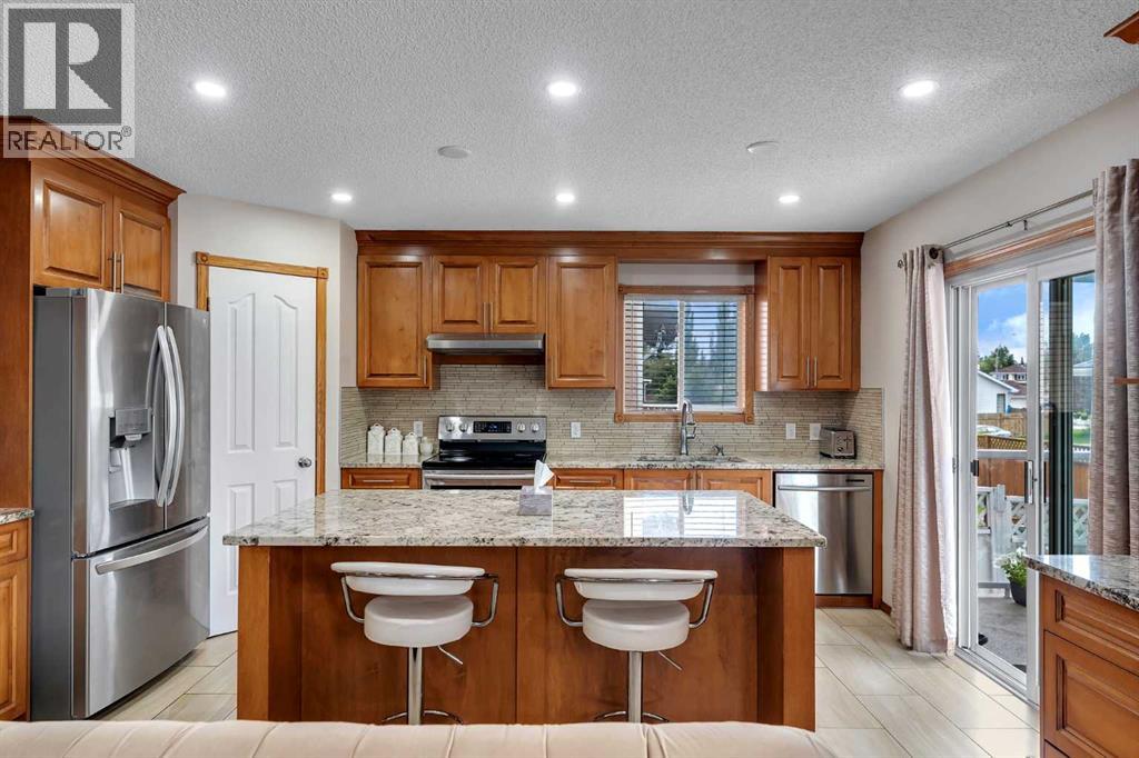 Single Family House for Sale in  Coral Keys Villas NE Coral Springs Calgary 