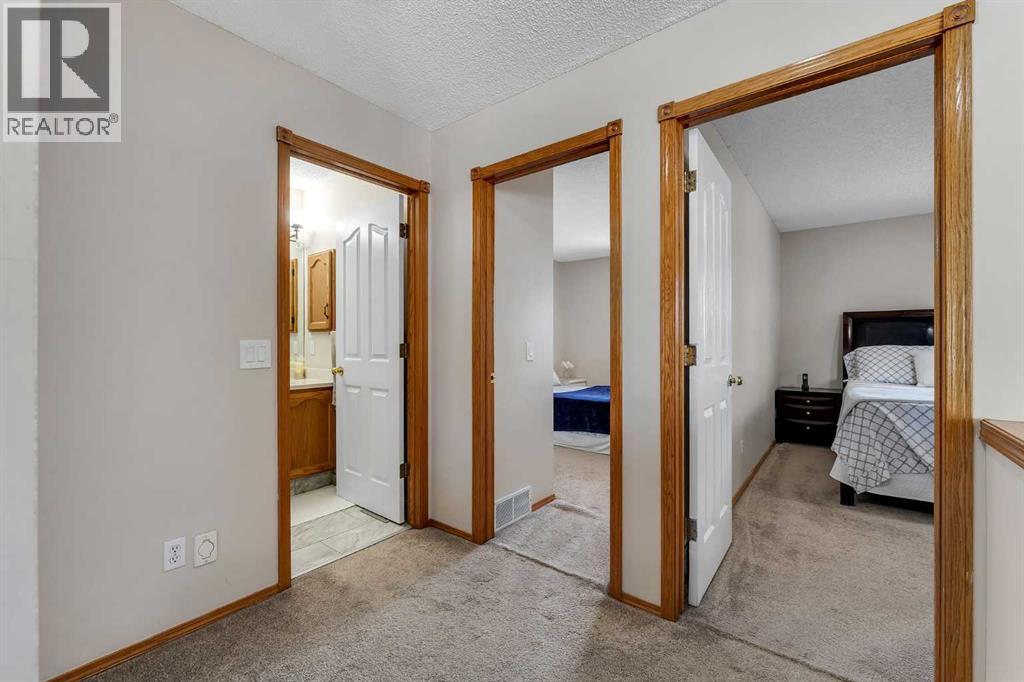 Single Family House for Sale in  Coral Keys Villas NE Coral Springs Calgary 