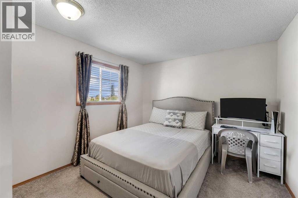 Single Family House for Sale in  Coral Keys Villas NE Coral Springs Calgary 