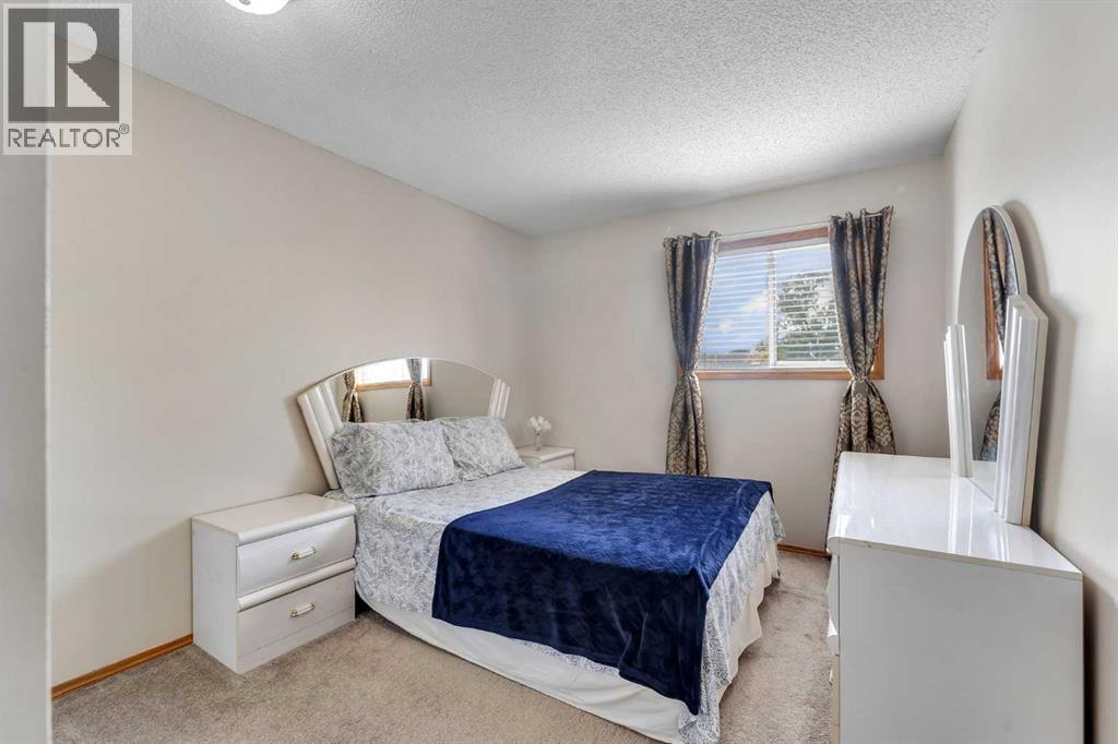 Single Family House for Sale in  Coral Keys Villas NE Coral Springs Calgary 