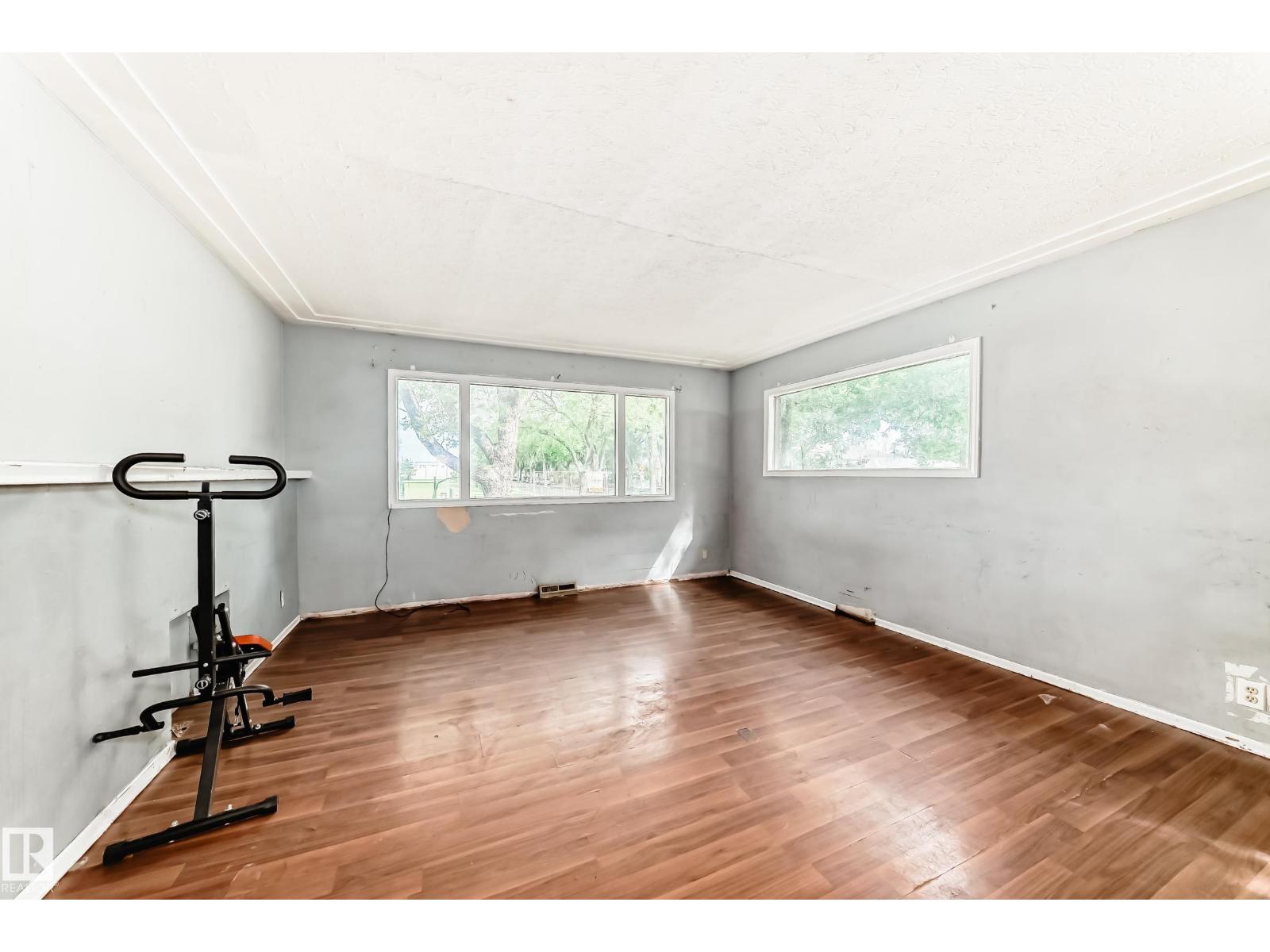 Photo 32 of 8303 124 Av Nw, Edmonton AB