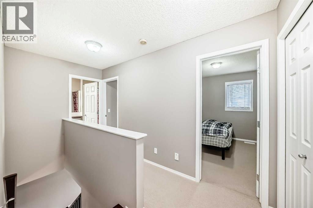 Photo 24 of 135 Copperstone Grove Se, Calgary AB