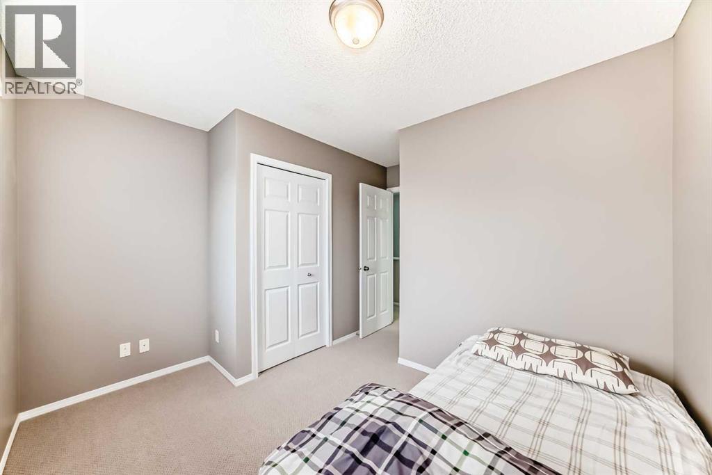 Photo 36 of 135 Copperstone Grove Se, Calgary AB