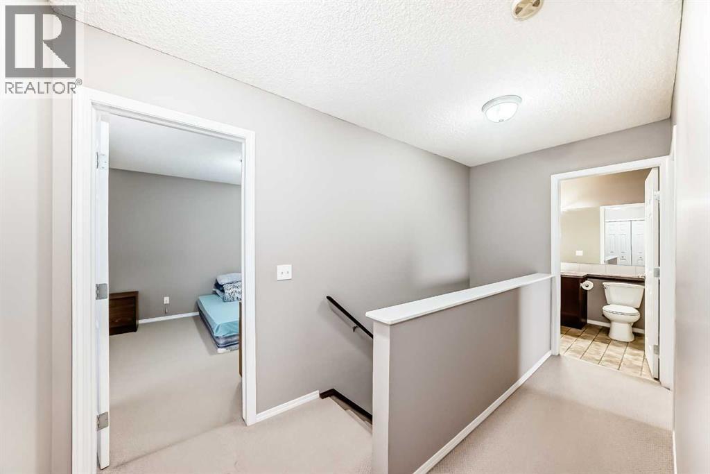 Photo 25 of 135 Copperstone Grove Se, Calgary AB