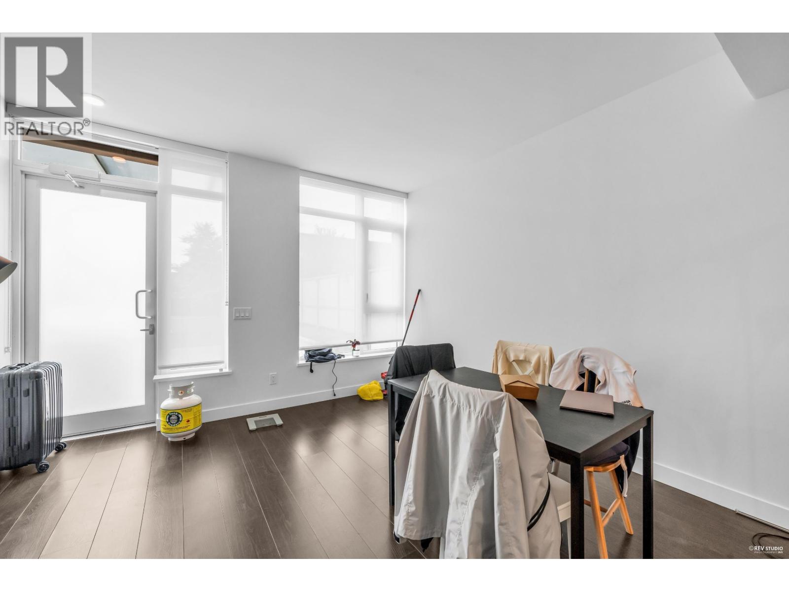 TH3 6398 SILVER AVENUE, Burnaby