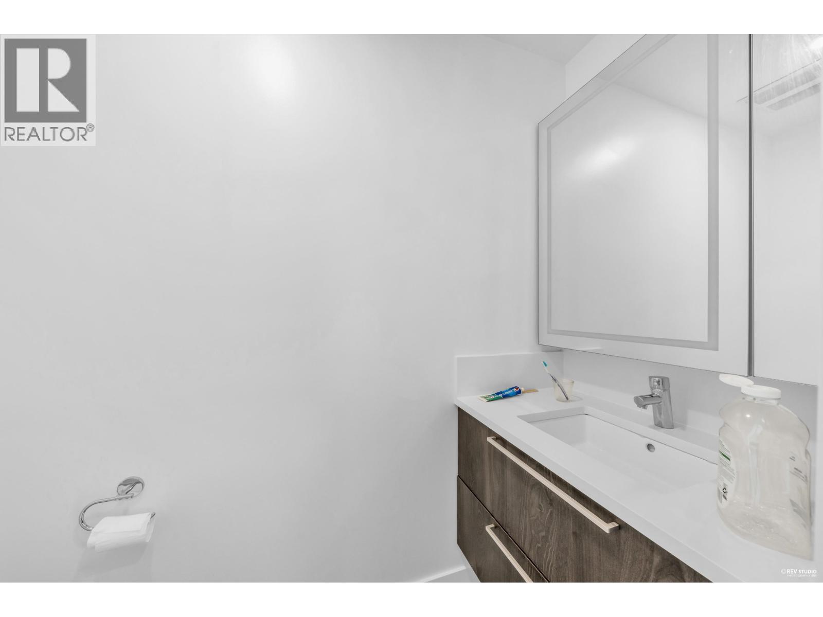 TH3 6398 SILVER AVENUE, Burnaby