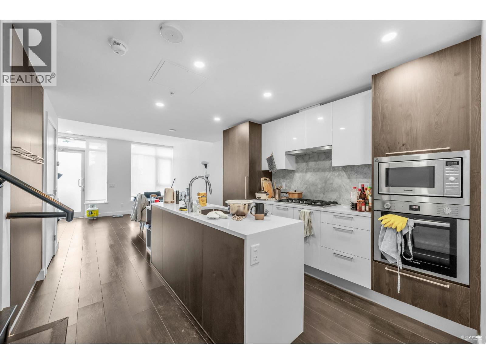 TH3 6398 SILVER AVENUE, Burnaby