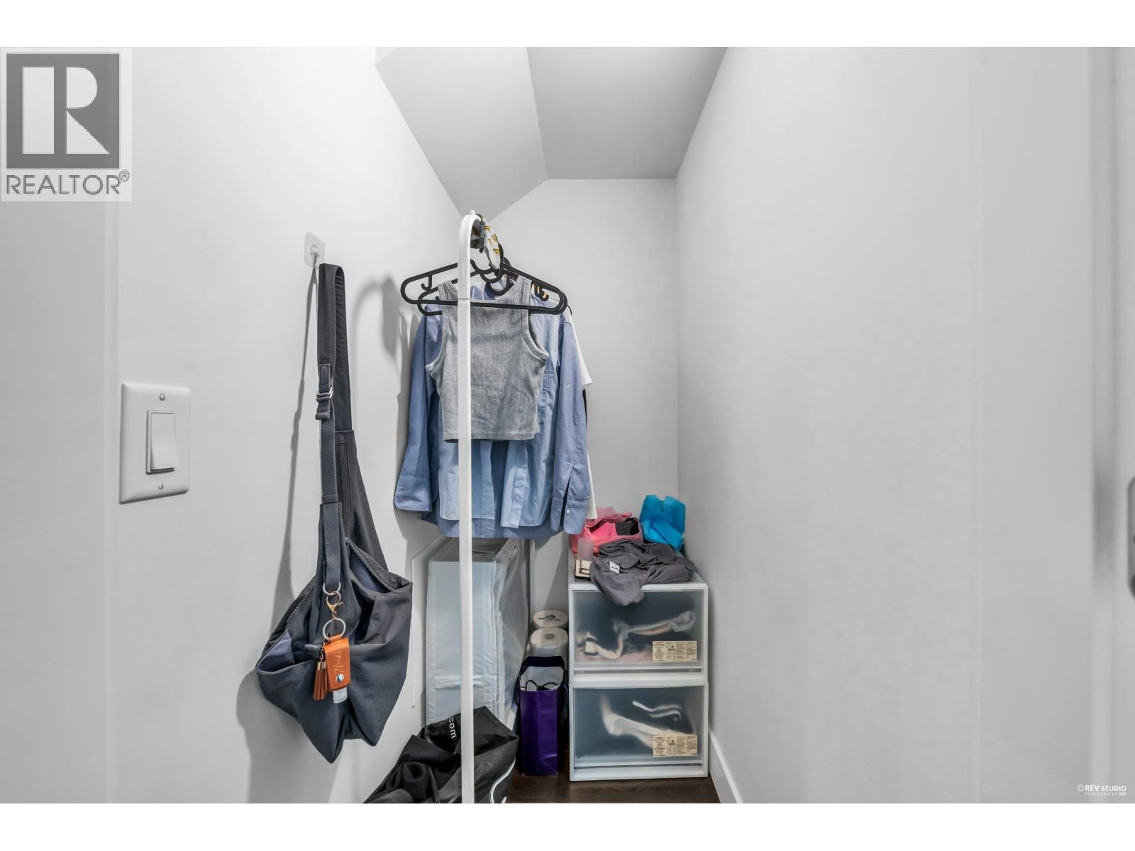 TH3 6398 SILVER AVENUE, Burnaby