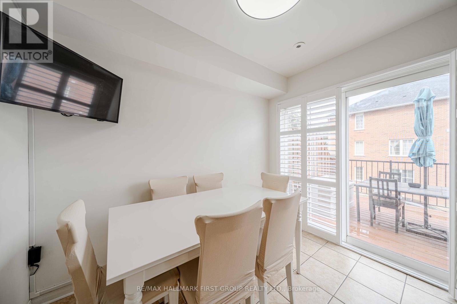 Photo 24 of 1 2790 Eglinton Avenue E, Toronto ON