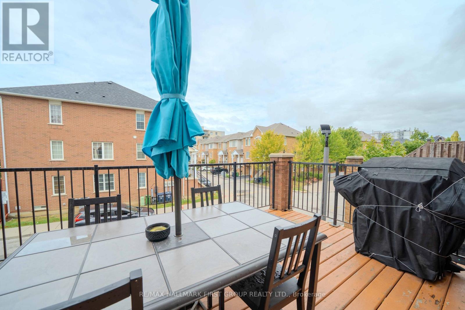 Photo 8 of 1 2790 Eglinton Avenue E, Toronto ON