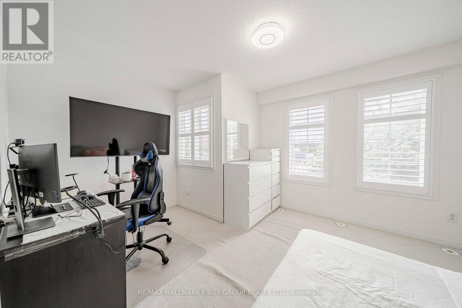 Photo 33 of 1 2790 Eglinton Avenue E, Toronto ON