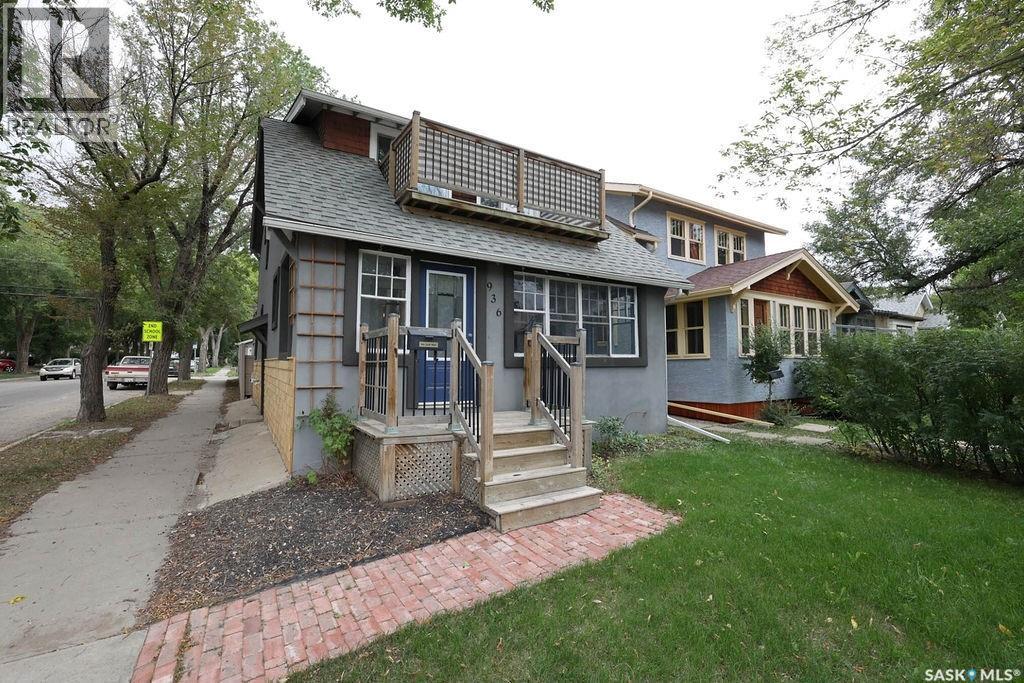 Photo 1 of 936 College Avenue, Regina SK