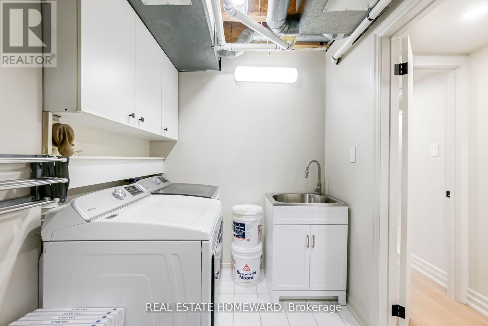 Photo 31 of Th 10 100 Arbors Lane, Vaughan ON