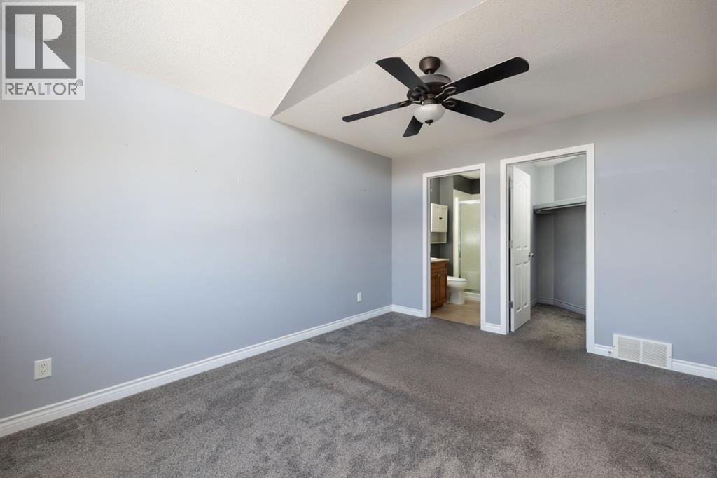Photo 10 of 30 411 Williams Drive, Fort Mcmurray AB