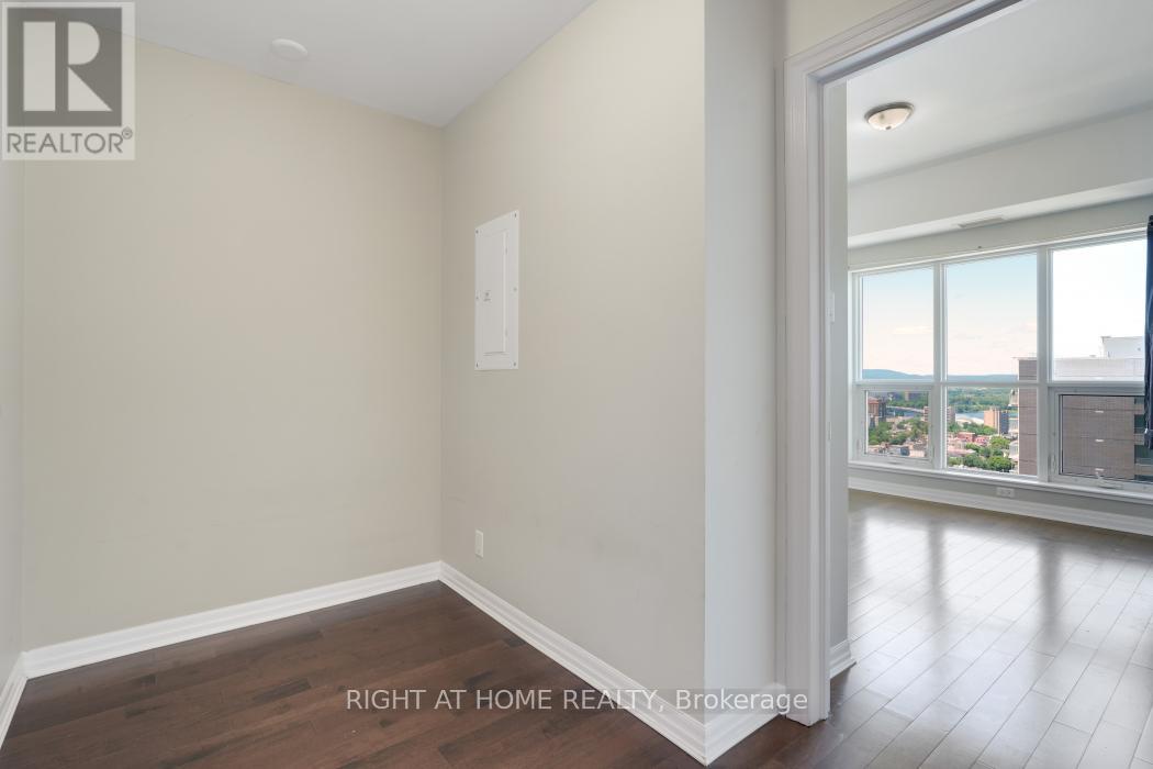 Photo 31 of 2802 242 Rideau Street, Ottawa ON