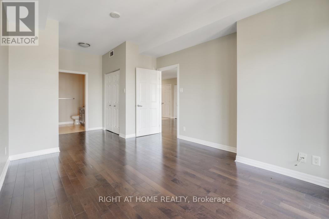 Photo 35 of 2802 242 Rideau Street, Ottawa ON