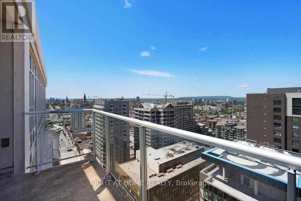Photo 46 of 2802 242 Rideau Street, Ottawa ON