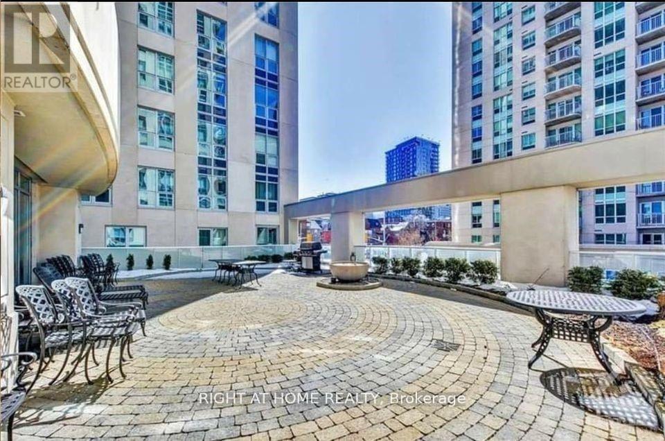 Photo 8 of 2802 242 Rideau Street, Ottawa ON