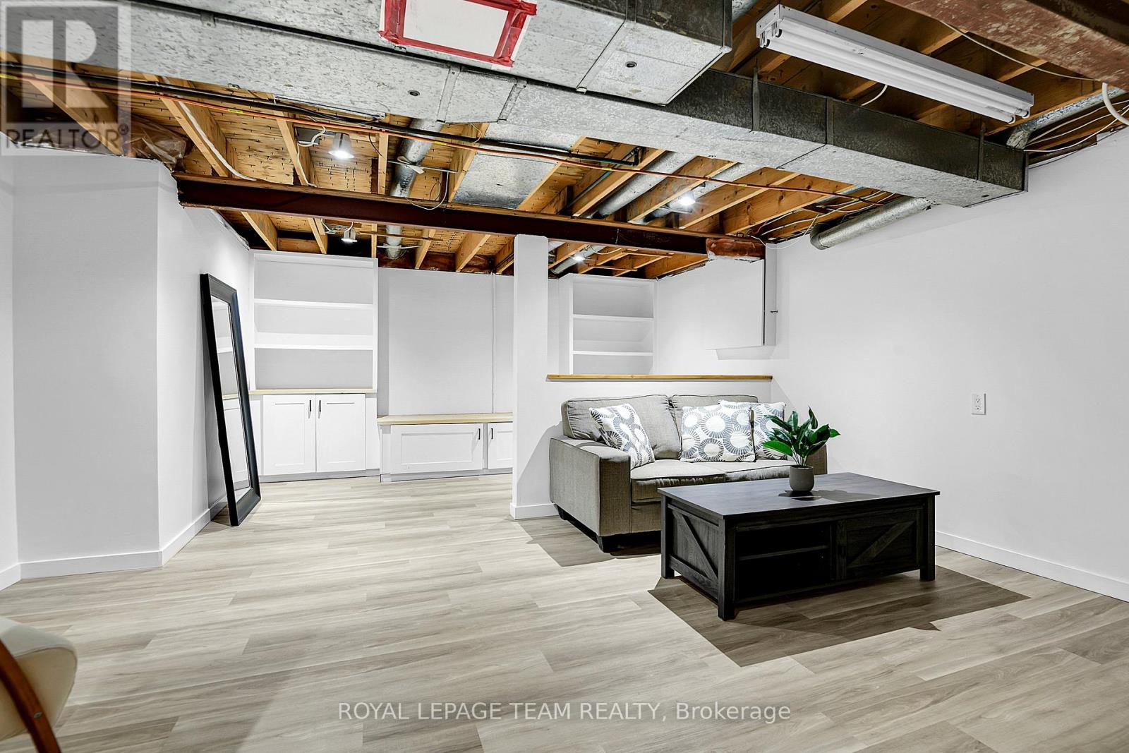 Photo 11 of 6405 St Louis Drive, Ottawa ON