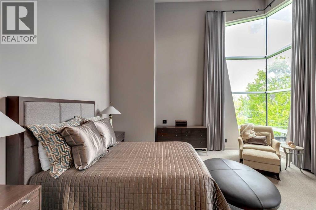 Single Family House for Sale in  Posthill Drive SW Springbank Hill Calgary 