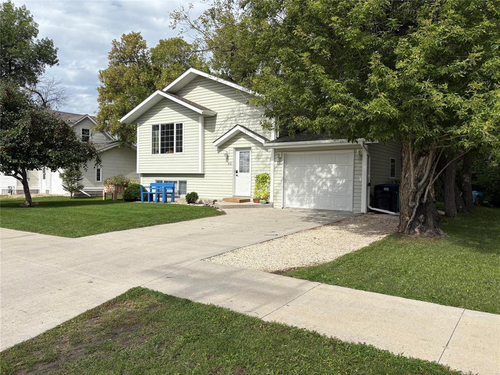 Photo 1 of 352 Barkman Avenue, Steinbach MB