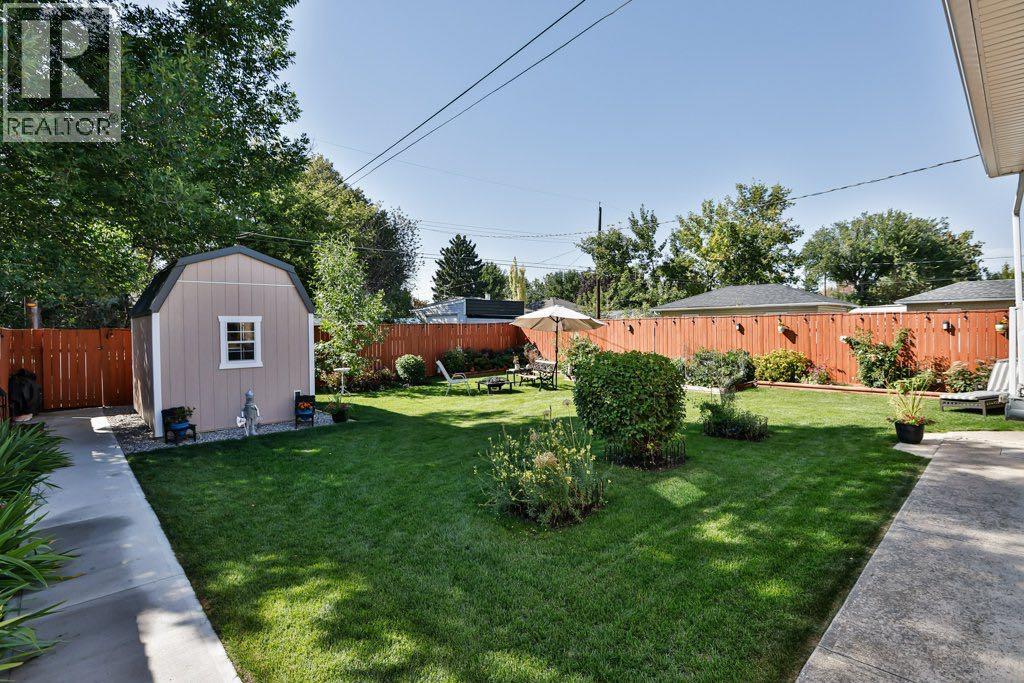 Single Family House Bungalow for Sale in   Street S Glendale Lethbridge 