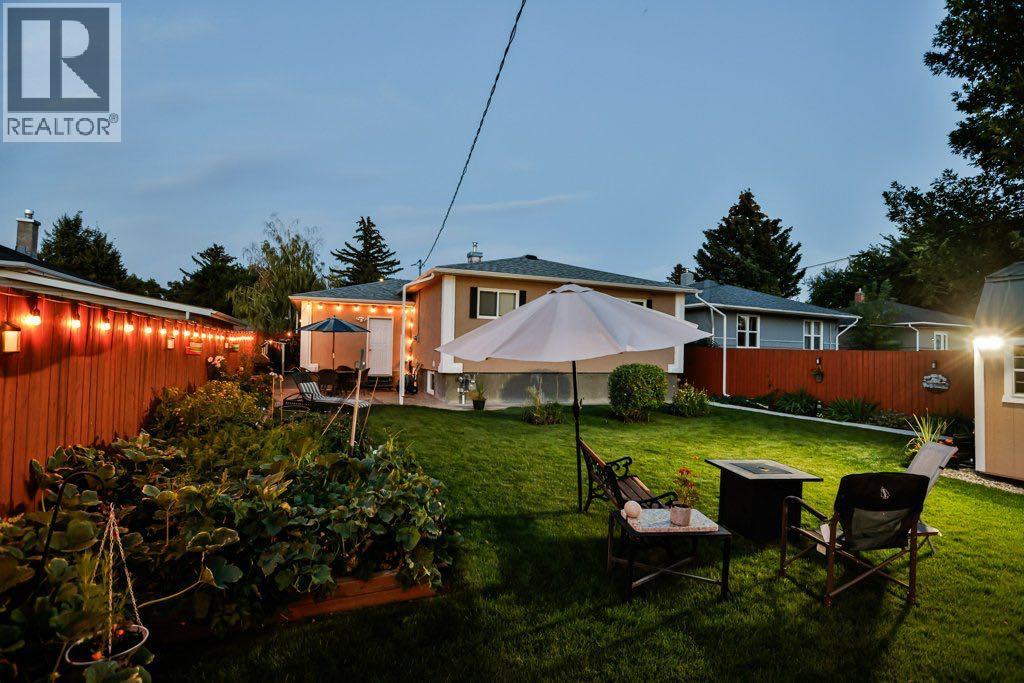 Single Family House Bungalow for Sale in   Street S Glendale Lethbridge 