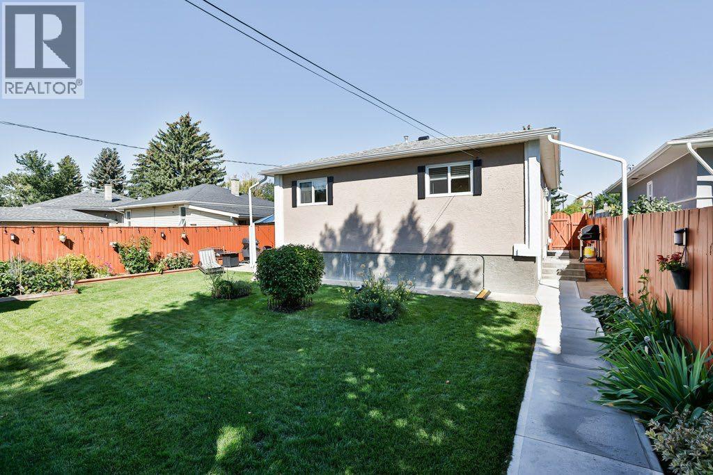 Single Family House Bungalow for Sale in   Street S Glendale Lethbridge 