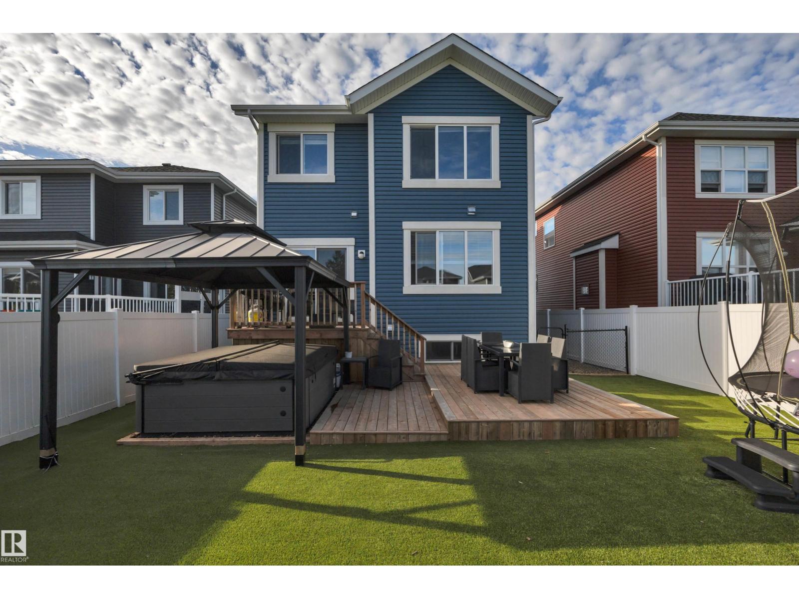 Photo 48 of 220 Simpkins Bn, Leduc AB