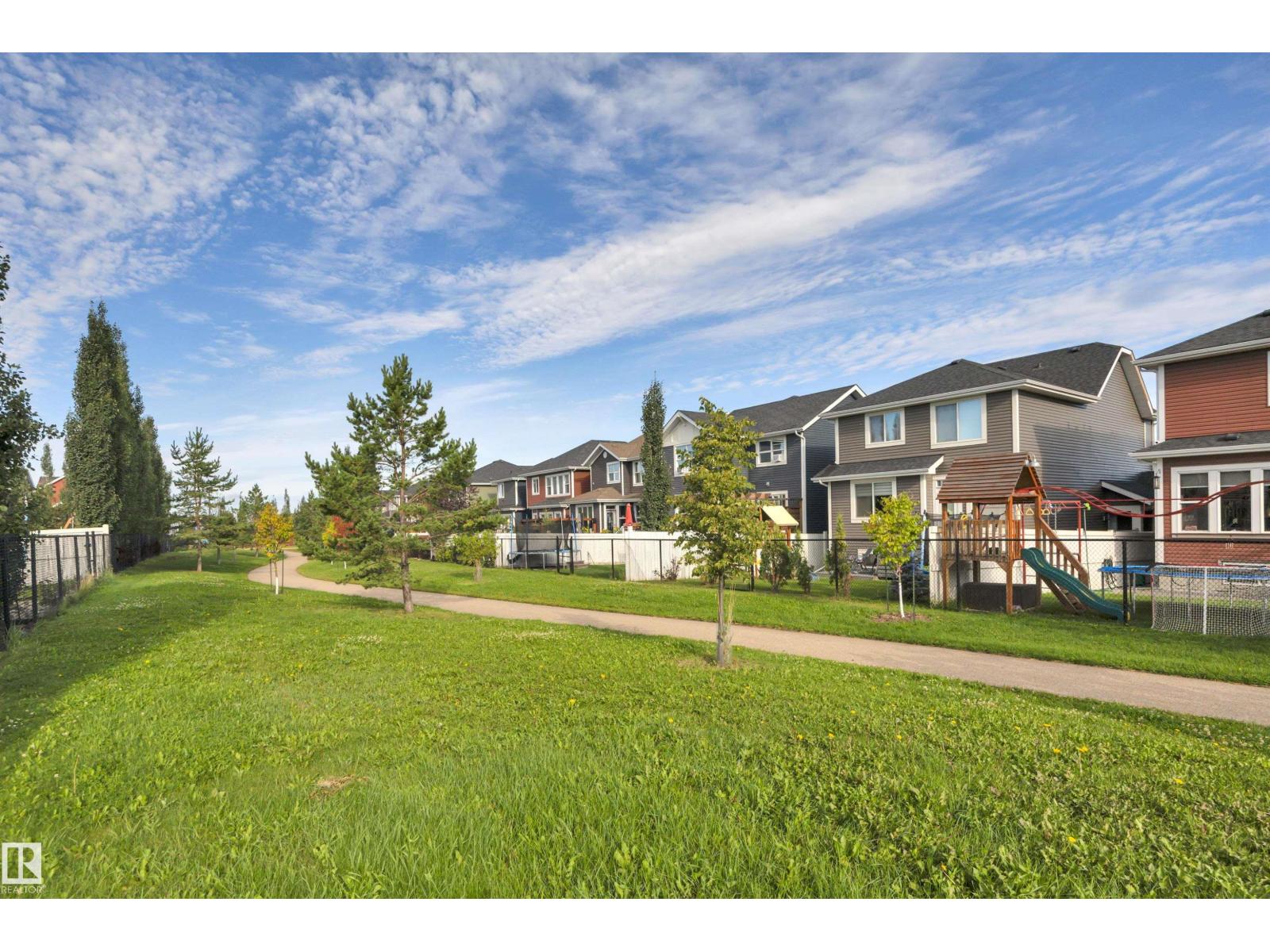 Photo 1 of 220 Simpkins Bn, Leduc AB