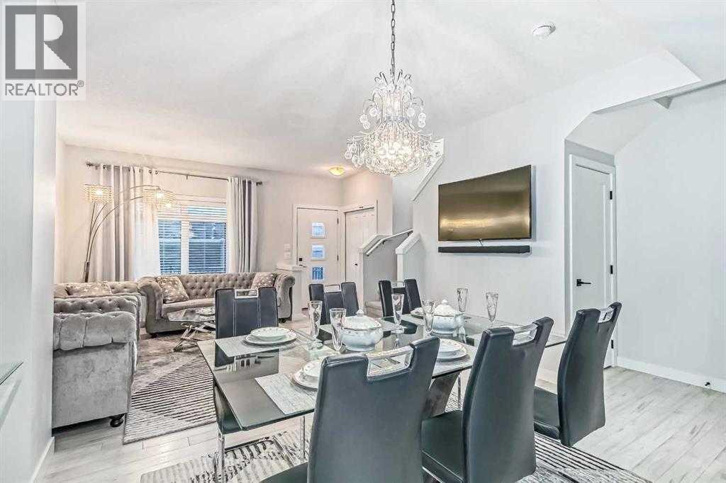 Photo 14 of 134 Sage Bluff Circle Nw, Calgary AB