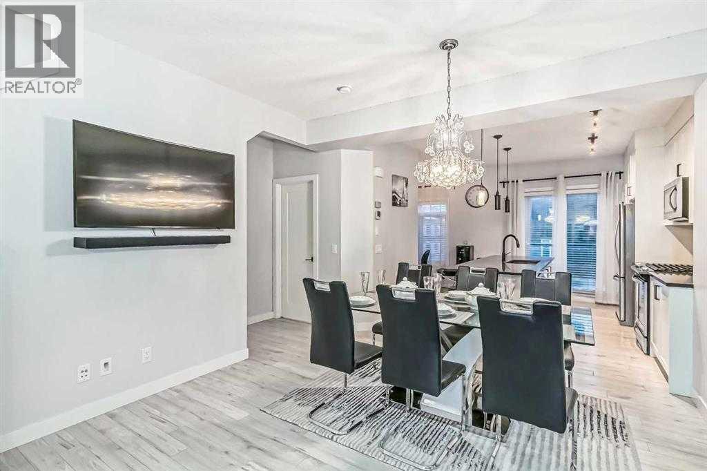 Photo 7 of 134 Sage Bluff Circle Nw, Calgary AB