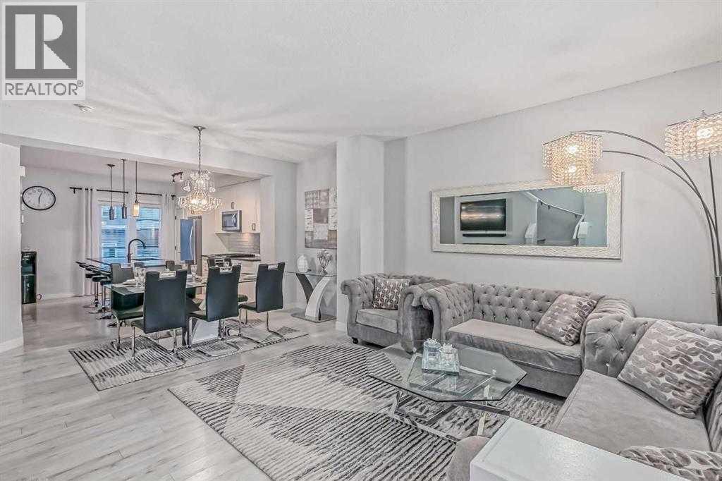 Photo 4 of 134 Sage Bluff Circle Nw, Calgary AB