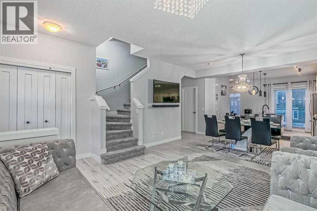 Photo 13 of 134 Sage Bluff Circle Nw, Calgary AB