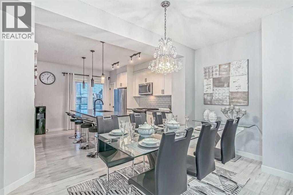 Photo 5 of 134 Sage Bluff Circle Nw, Calgary AB