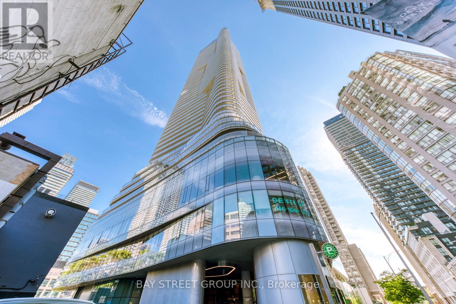 Photo 1 of 405 11 Wellesley Street W, Toronto ON