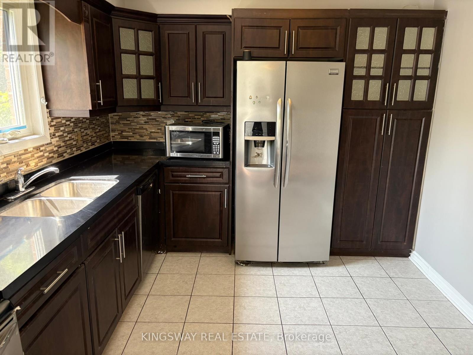 Photo 1 of 3255 Anderson Crescent S, Mississauga ON